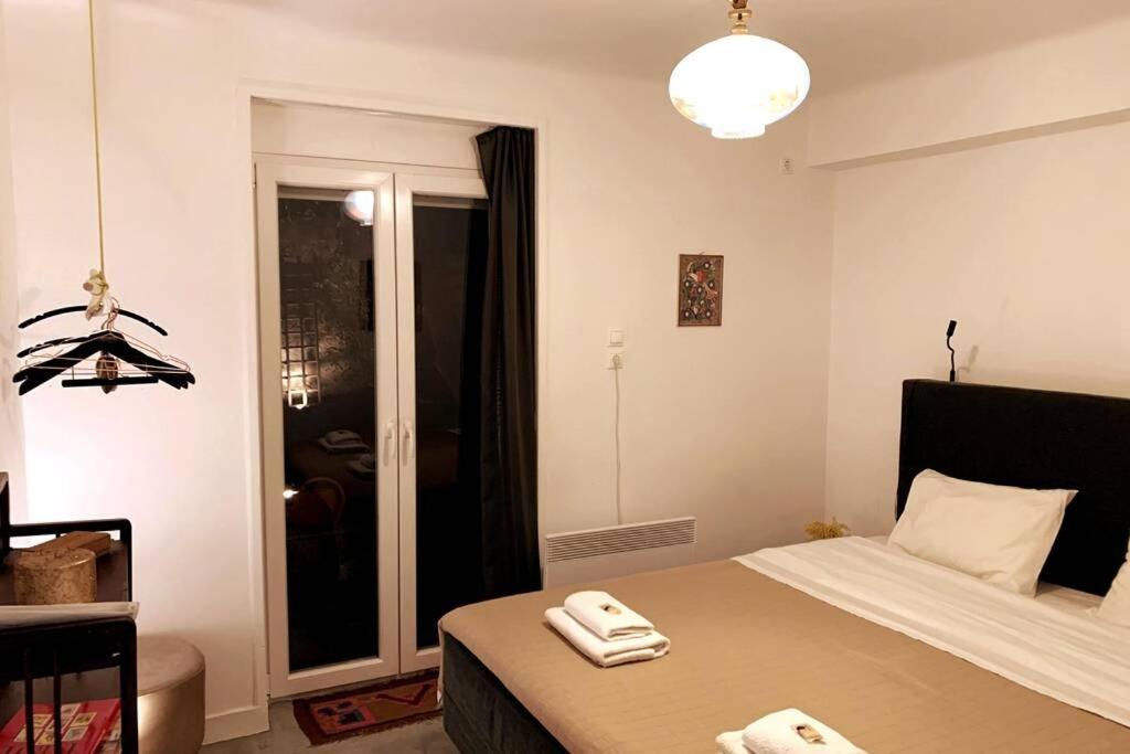 Quiet And Central Flat With Private Backyard Garden Athen Eksteriør bilde
